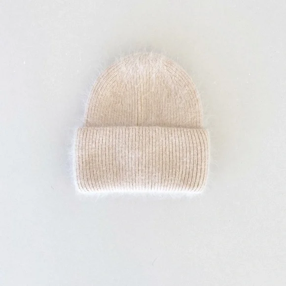 NWT Knit Rabbit Fur Toques - Picture 5 of 10